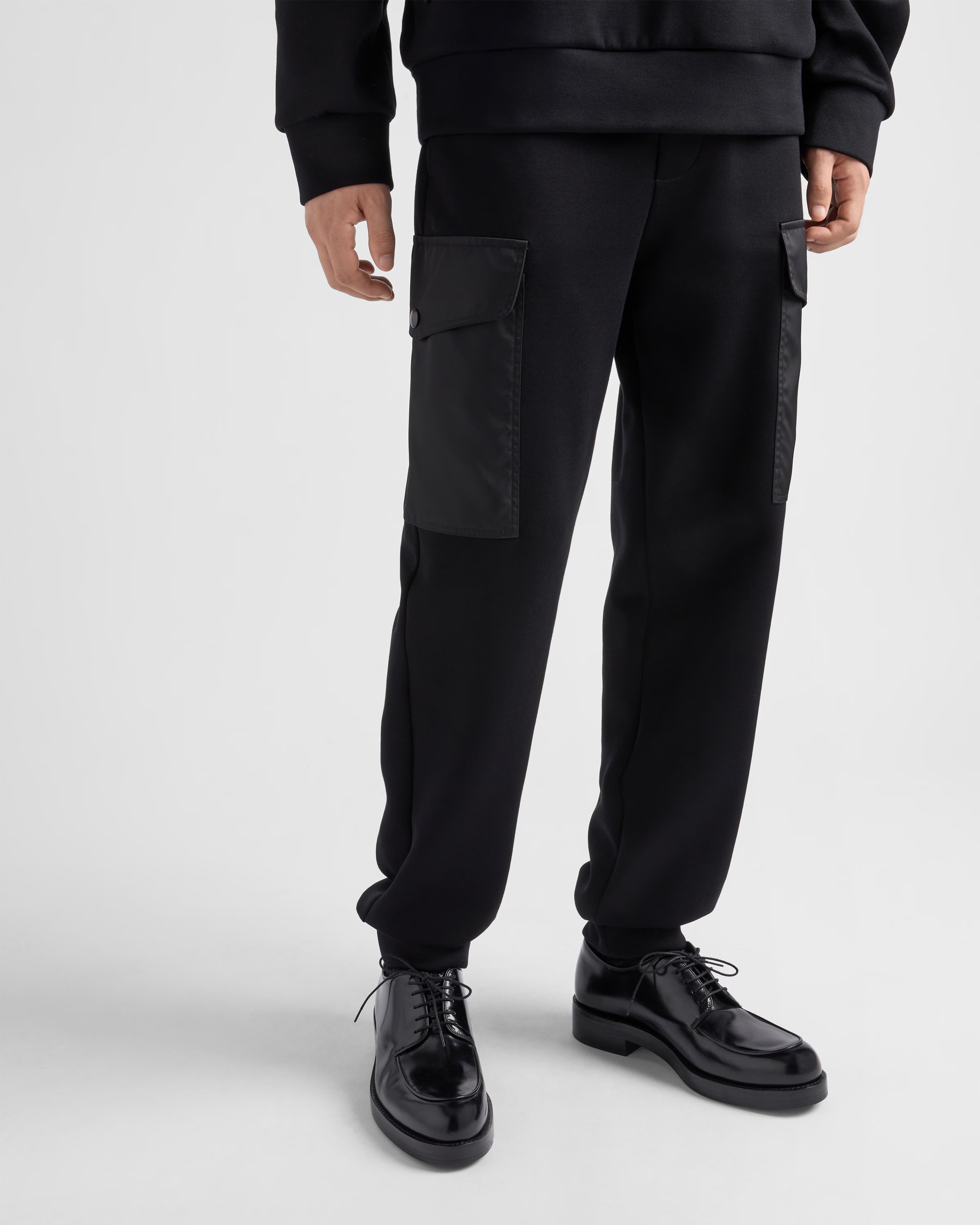 プラダ「Prada」コットンフリース×Re-Nylon トップス＆ボトムス