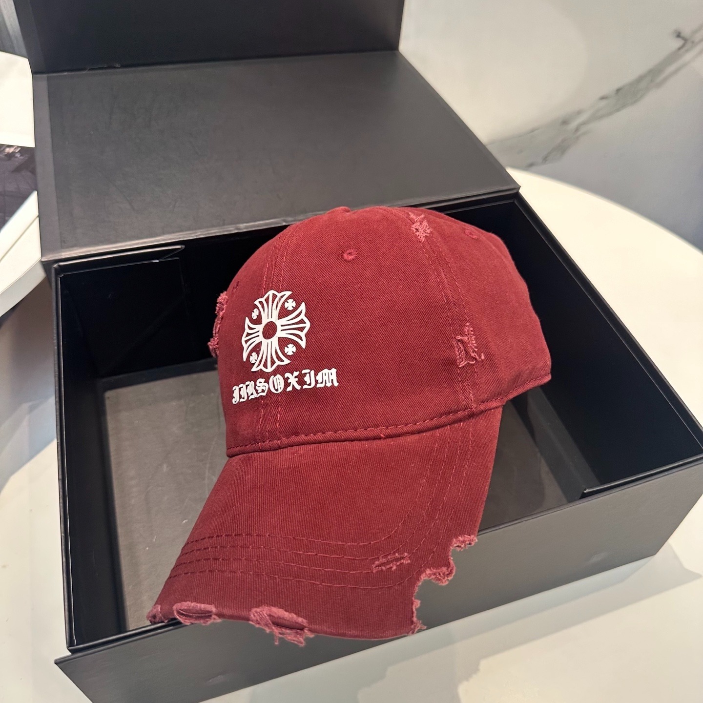 クロムハーツ「Chrome Hearts」クロスエンブレム スナップバック キャップ