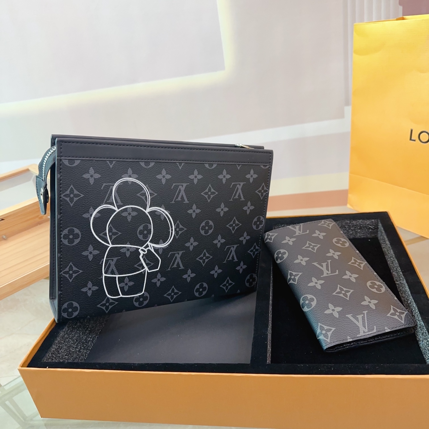 ルイ ヴィトン(Louis Vuitton)ウォレット+クラッチセット