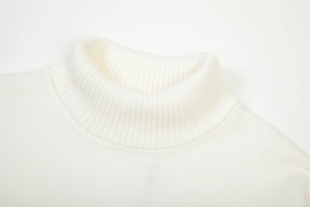 AMI PARIS（アミ パリス） プルオーバー セーター 男女兼用ロゴニット