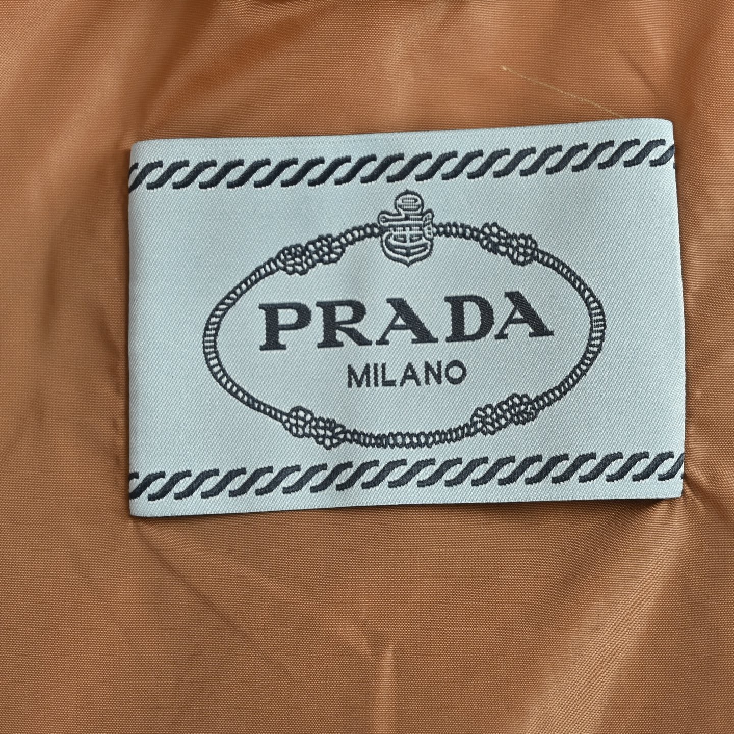 PRADA プラダ ナイロンジッパーカラーコントラストフーデッドダウンジャケット