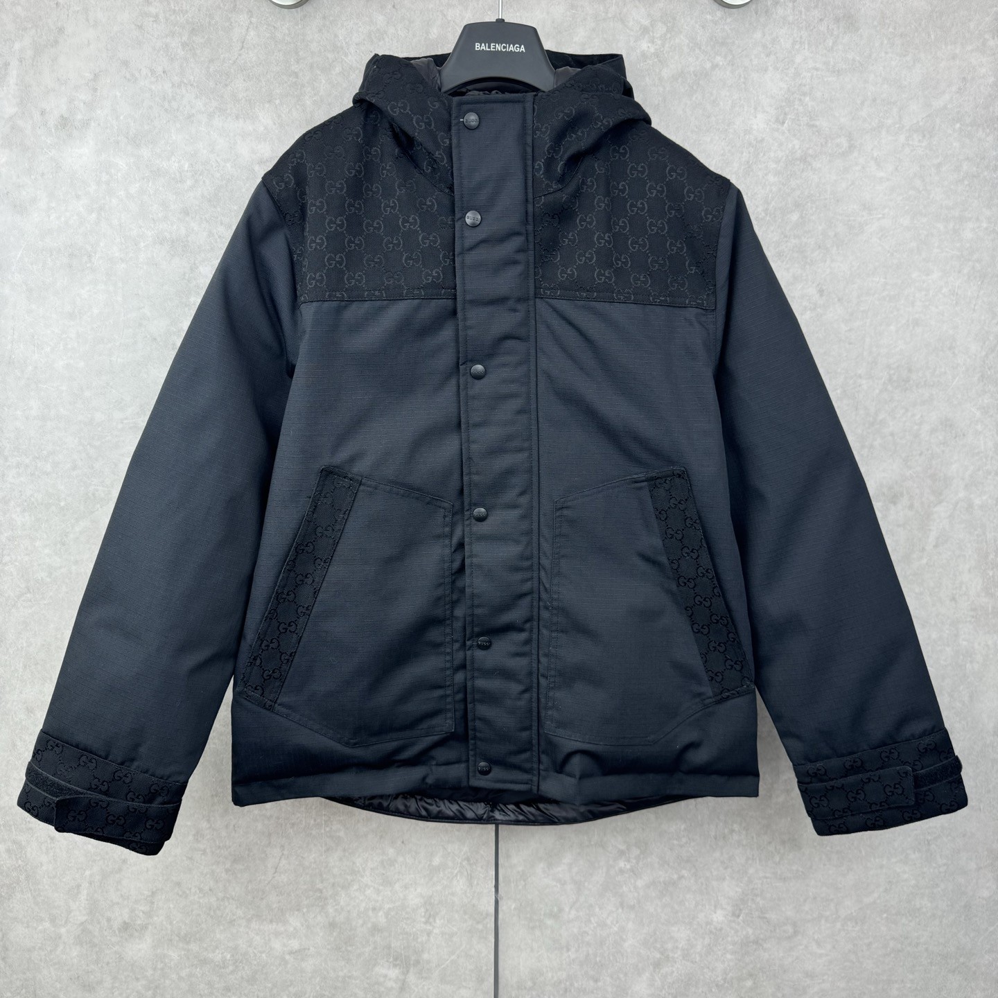 GUCCI グッチ 2025 FW秋冬新作 フード付き防風ロングスリーブダウンジャケット