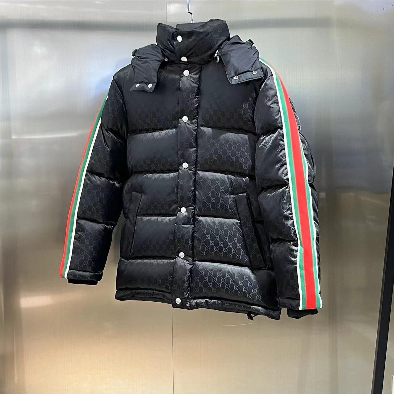 GUCCI グッチ GGモノグラム リムーバブルフード ダウンジャケット ブラック