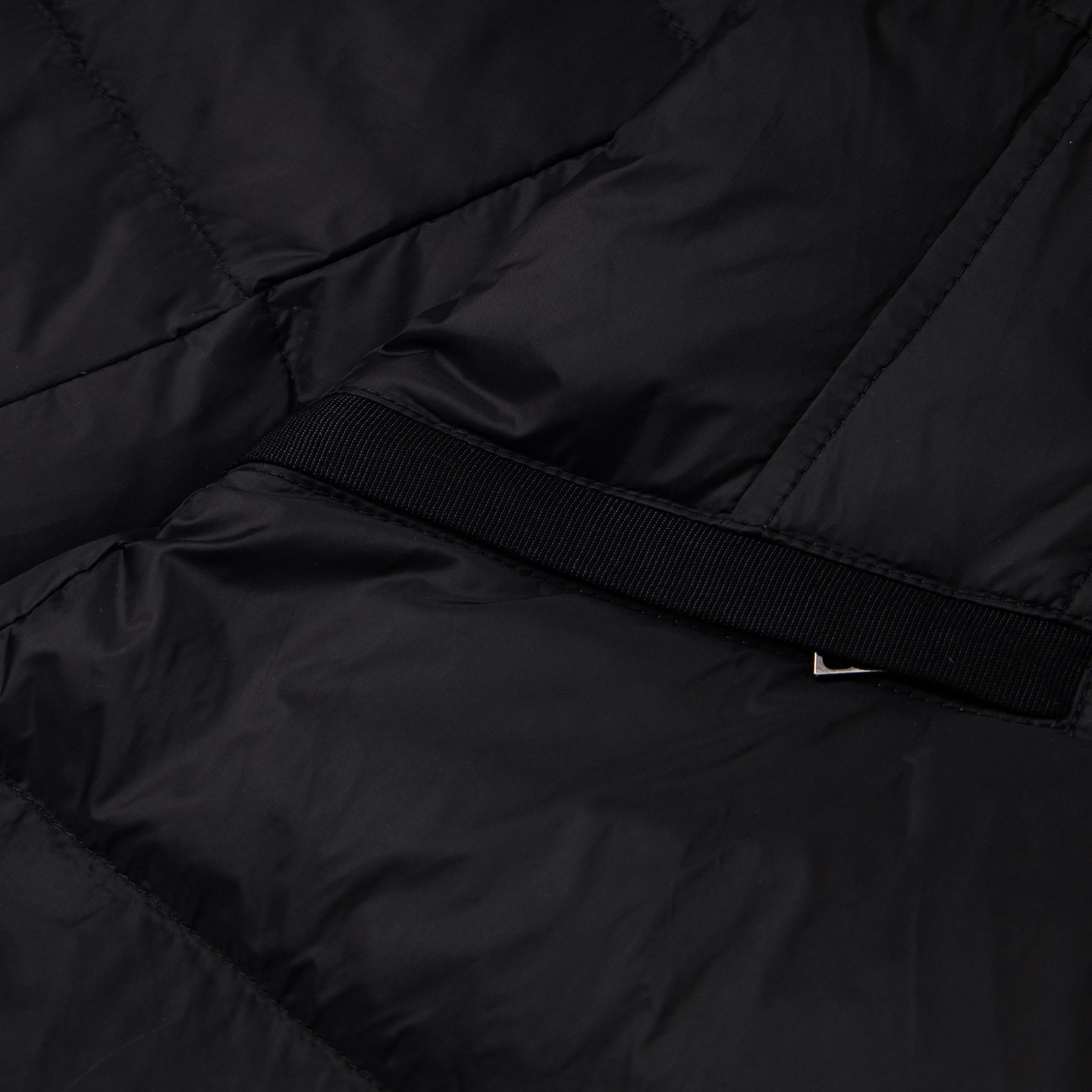 Moncler モンクレール 2025秋冬新作 Boed レディース 短款 フォックスファーカラー ベルト付き ダウンジャケット ブラック