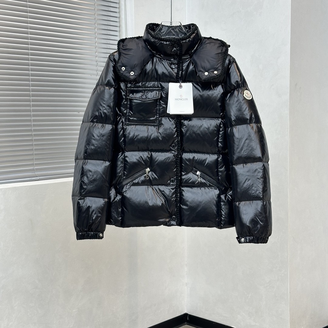 Moncler モンクレール Glareins 編み込み飾り フード付きショートダウンジャケット レディース ブラック