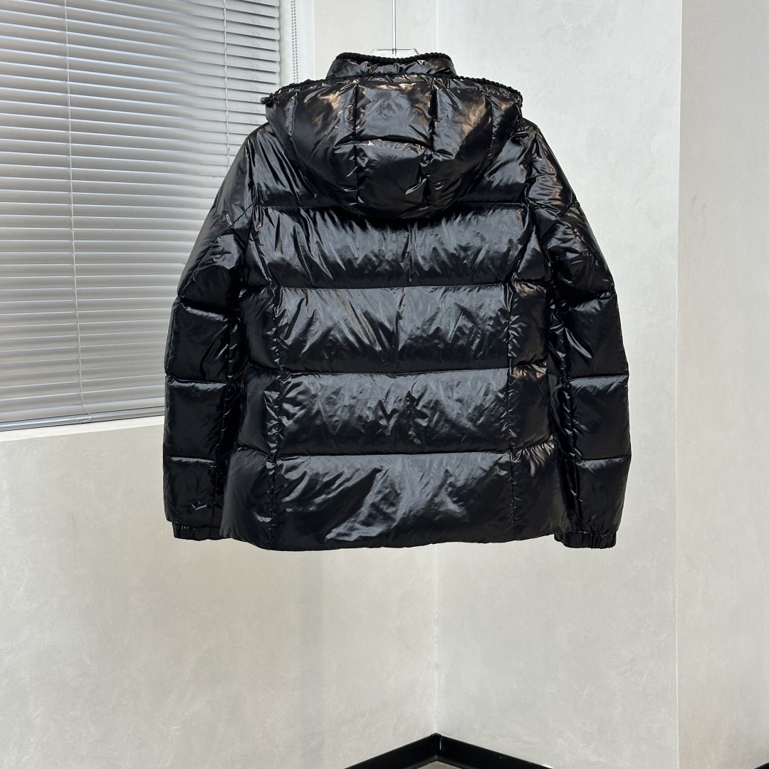 Moncler モンクレール Glareins 編み込み飾り フード付きショートダウンジャケット レディース ブラック