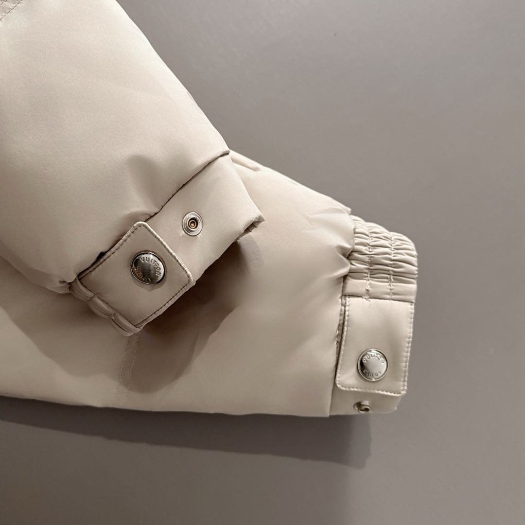 LOUIS VUITTON ルイヴィトン FW2025秋冬新作 ダウンジャケット Lvロゴ圧花 老花柄拼接 フード付き