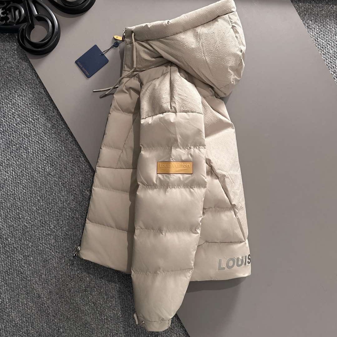 LOUIS VUITTON ルイヴィトン FW2025秋冬新作 ダウンジャケット Lvロゴ圧花 老花柄拼接 フード付き