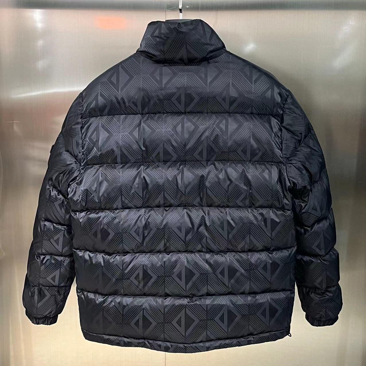 DIOR ディオール メンズダウンジャケットDiOR ブラック/ネイビー