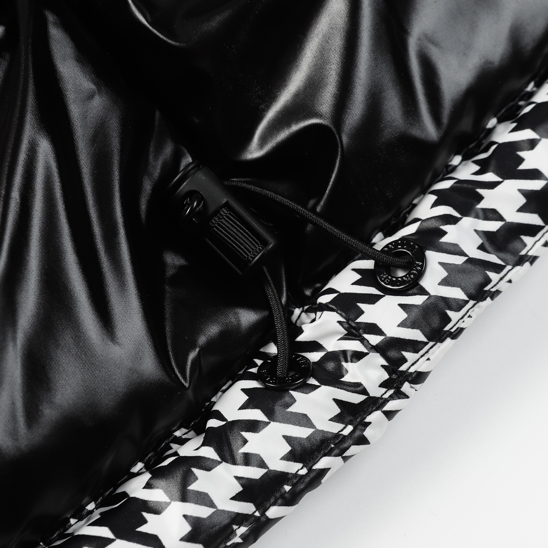 【Moncler】✖️【Fragment Design】23FW ダウンジャケット