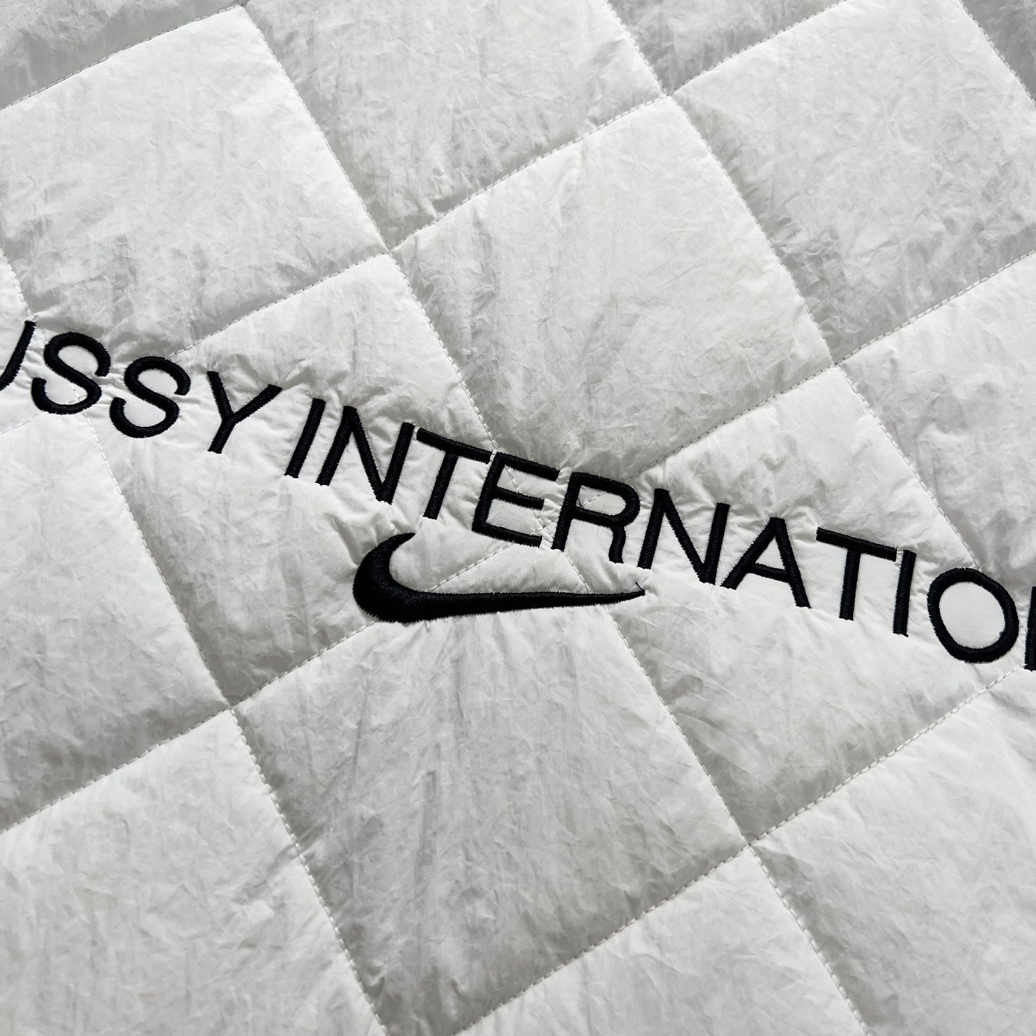 STUSSY×連名リバーシブルキルティングキルティングジャケット