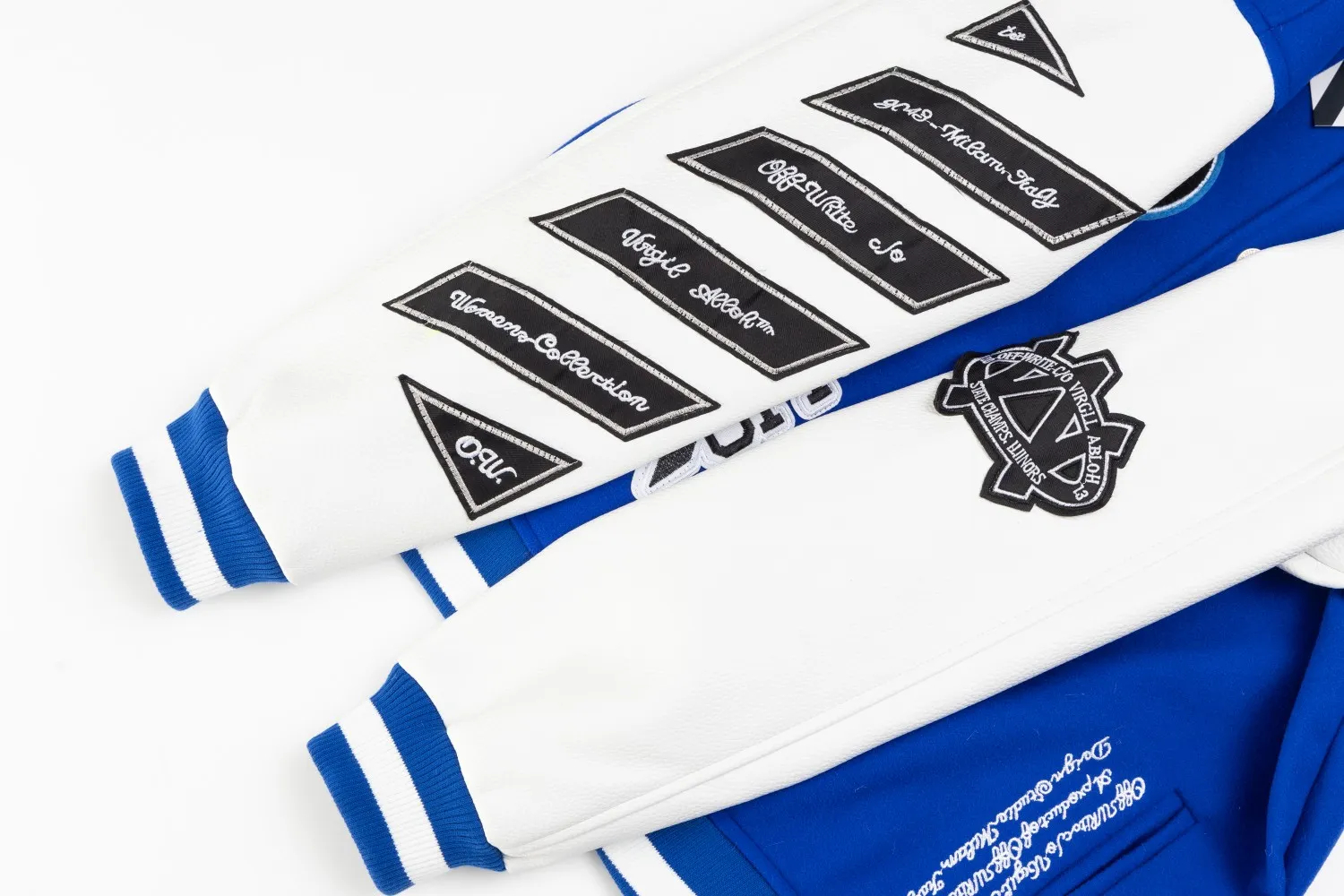 【OFF-WHITE 公式旗艦店】2025SSジャケット、ご好評に付き再入荷！