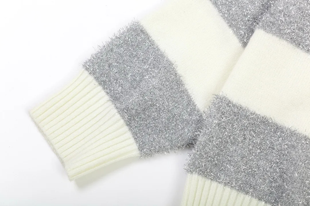 AMI PARIS（アミ パリス） プルオーバー セーター 男女兼用ロゴニット