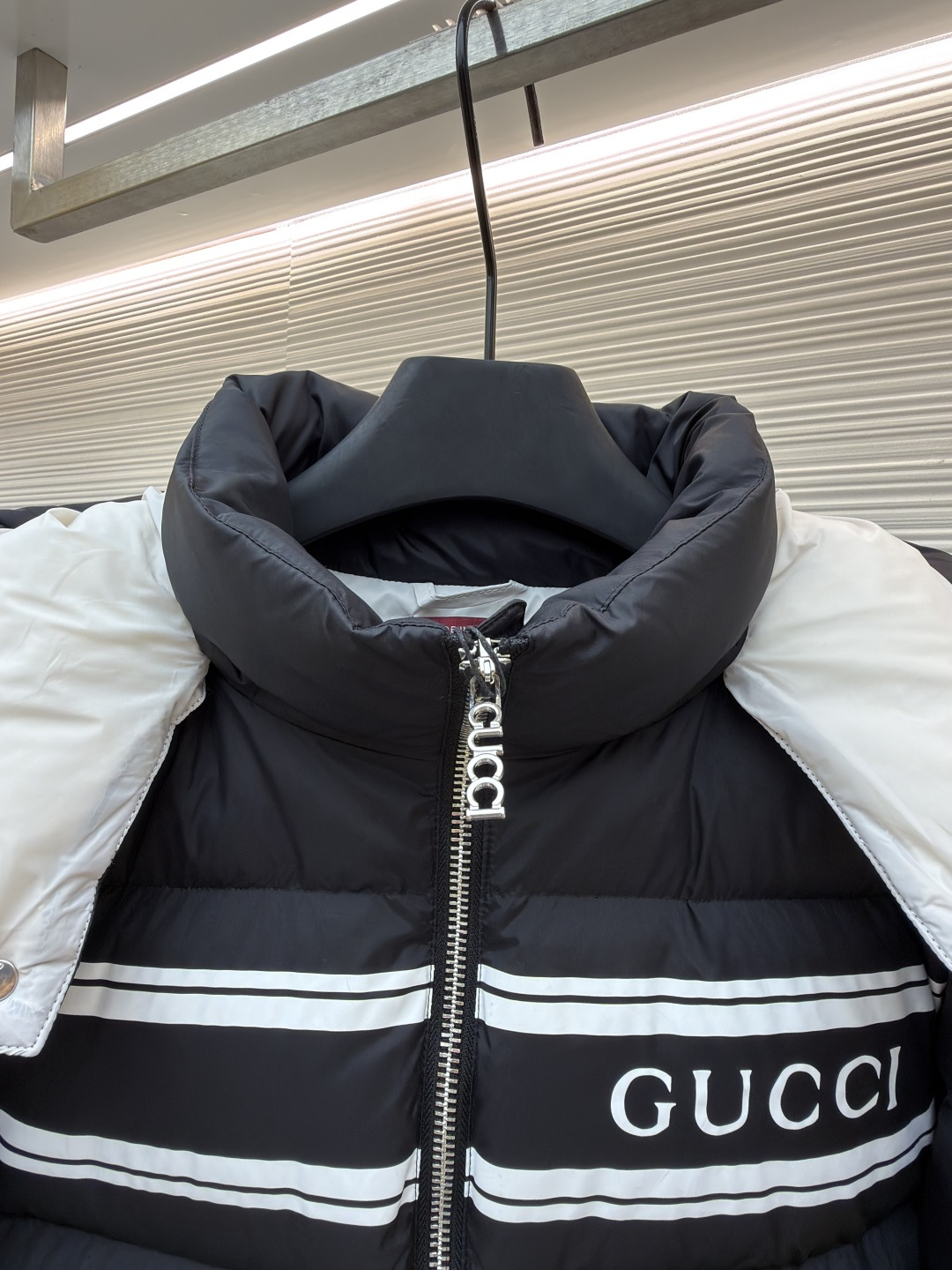 GUCCI  秋冬暖か服 グッチ ダウンジャケット アウター