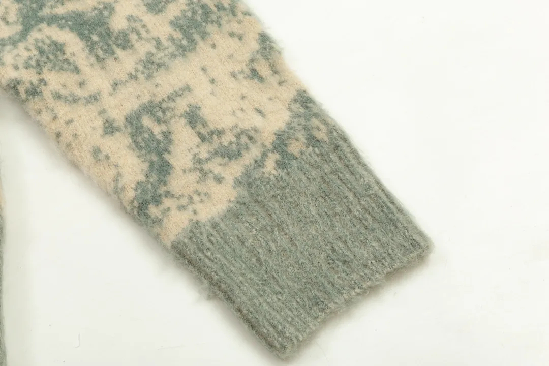 AMI PARIS（アミ パリス） プルオーバー セーター 男女兼用ロゴニット