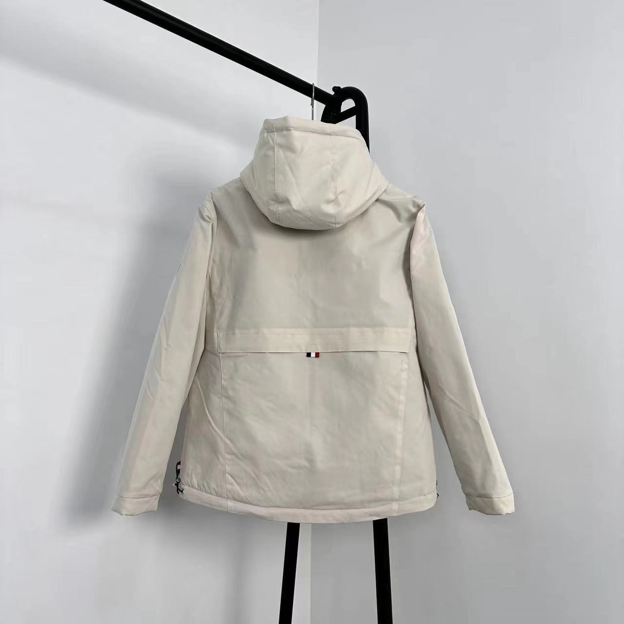 【MONCLER 公式旗艦店】モンクレール ジャケット 好評に付き再入荷！