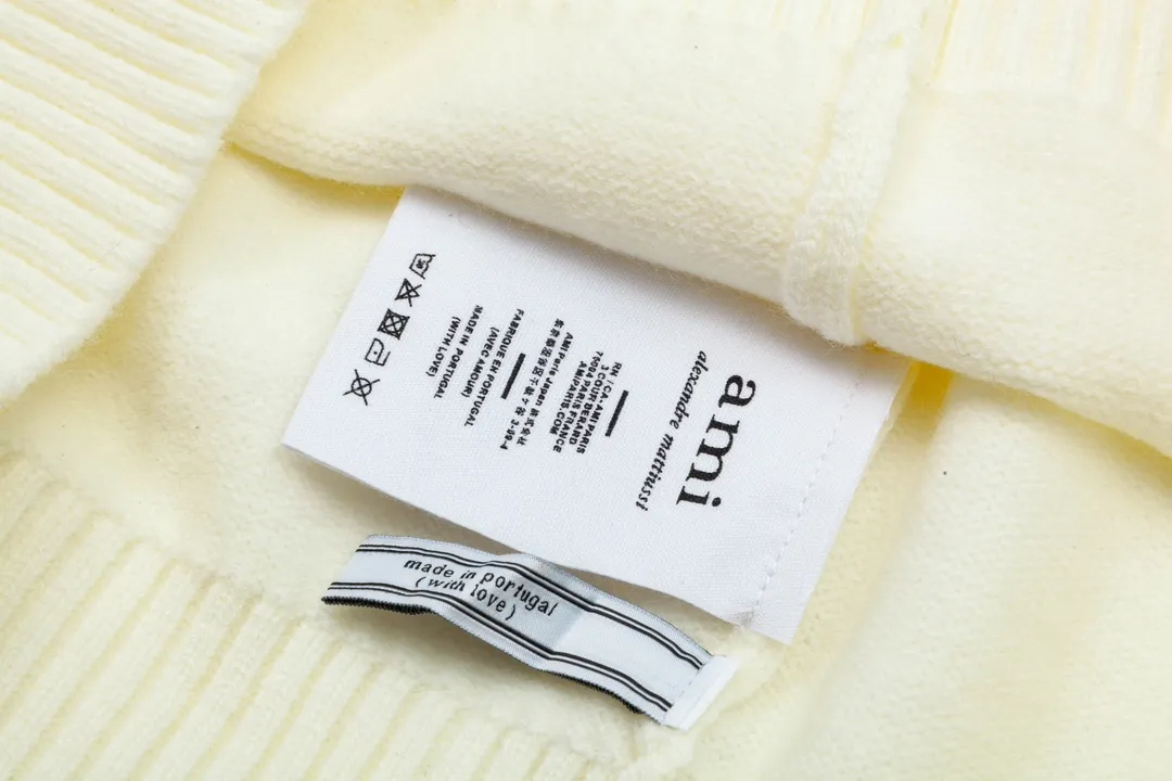 AMI PARIS（アミ パリス） プルオーバー セーター 男女兼用ロゴニット