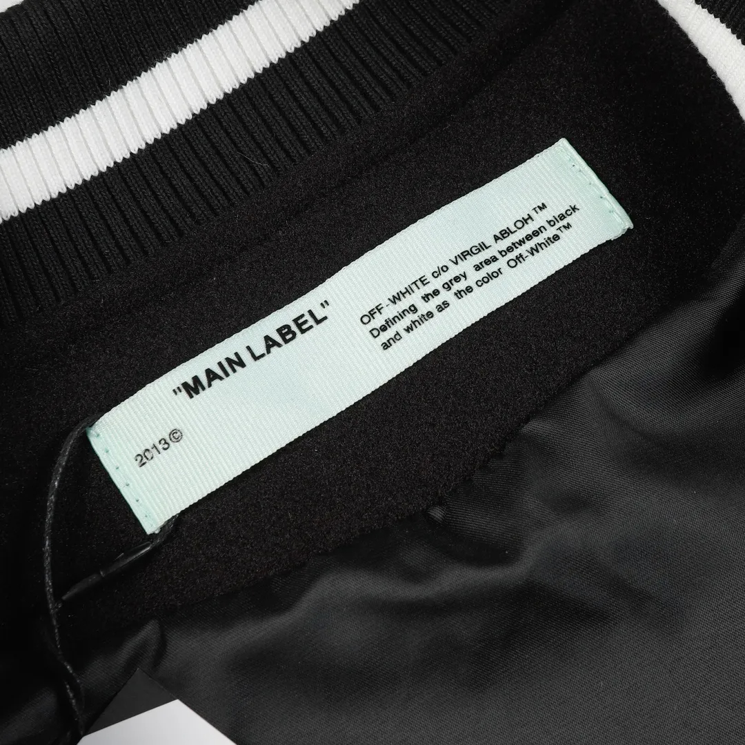 【OFF-WHITE 公式旗艦店】2025SSジャケット、ご好評に付き再入荷！