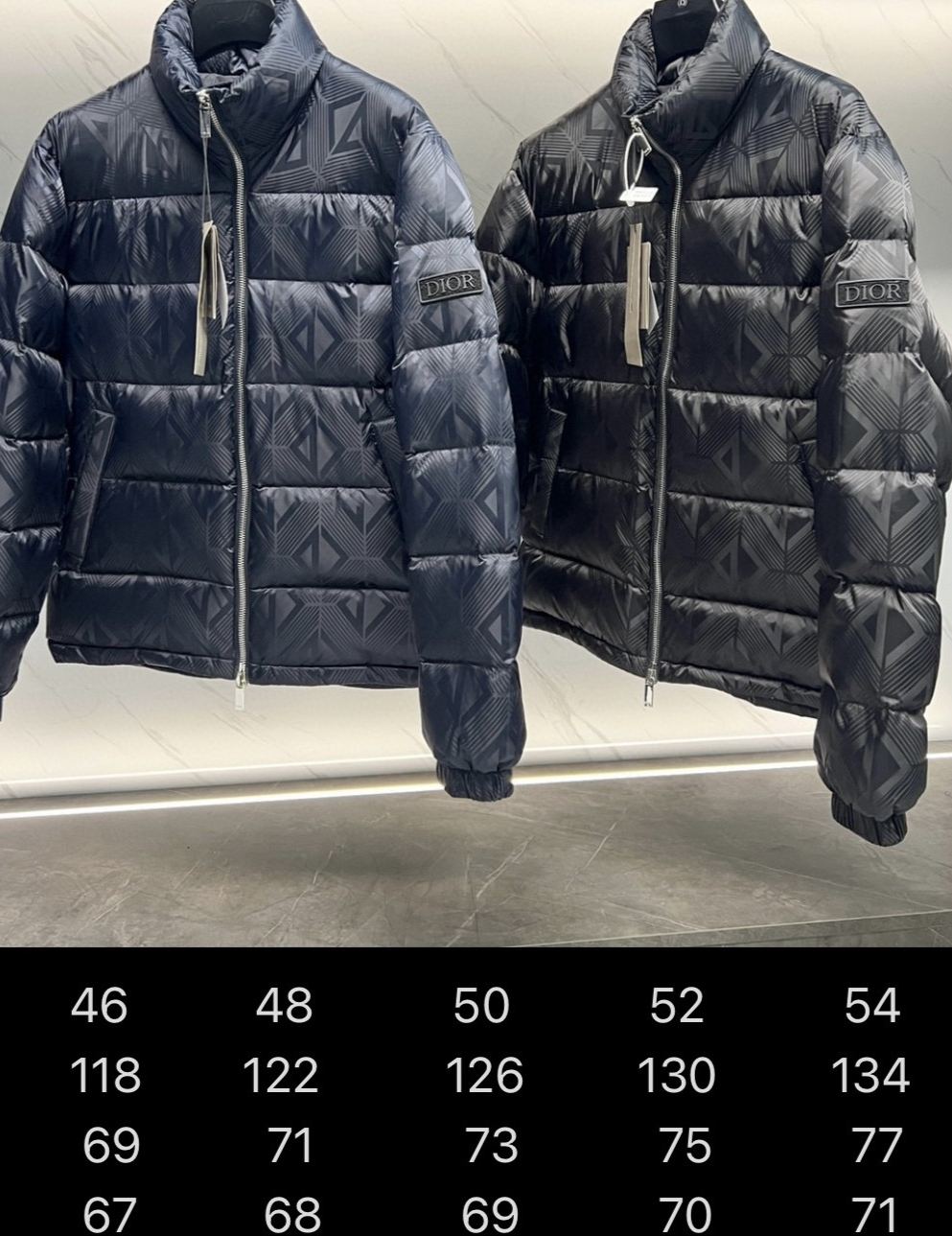 DIOR ディオール メンズダウンジャケットDiOR ブラック/ネイビー