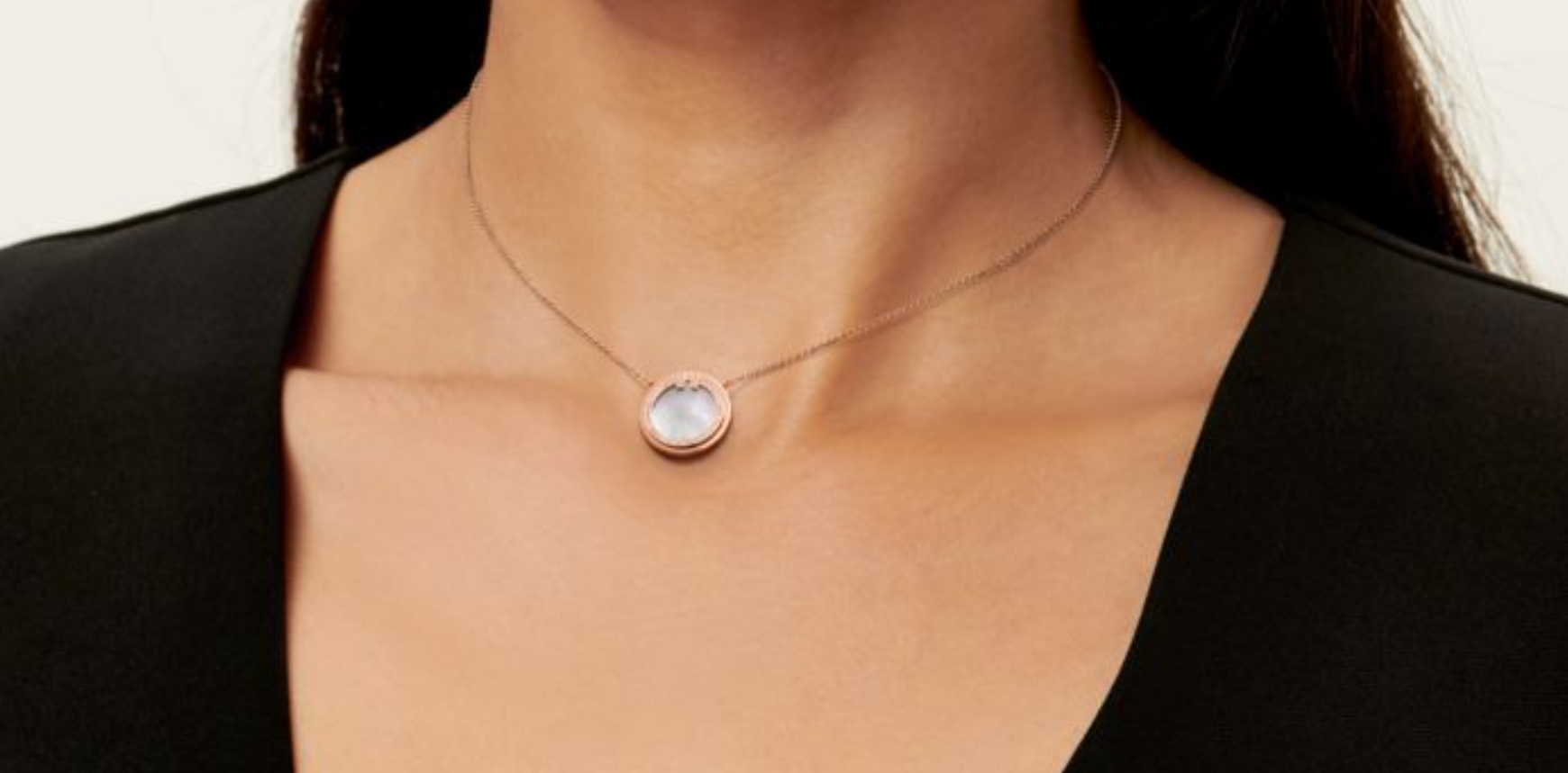 ティファニー T T トゥー ダイヤモンド＆マザーオブパール サークル ペンダント