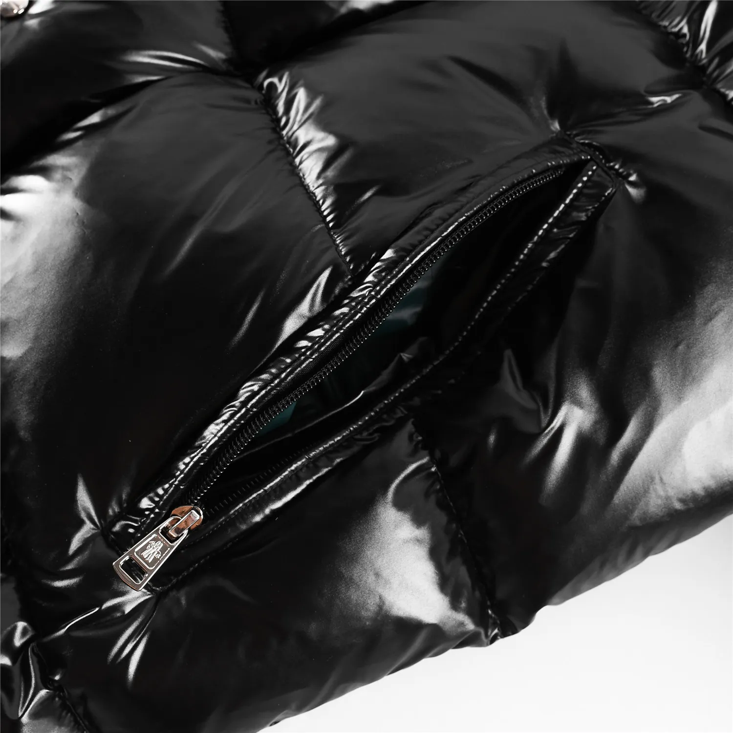 【公式認定ストア】MONCLERモンクレール 定番ダウンコート 限定発売中！多くの著名人やセレブに愛用されています! 爆買い！即完売必至MAYA（ユニセックス）「ベスト」(べすと)