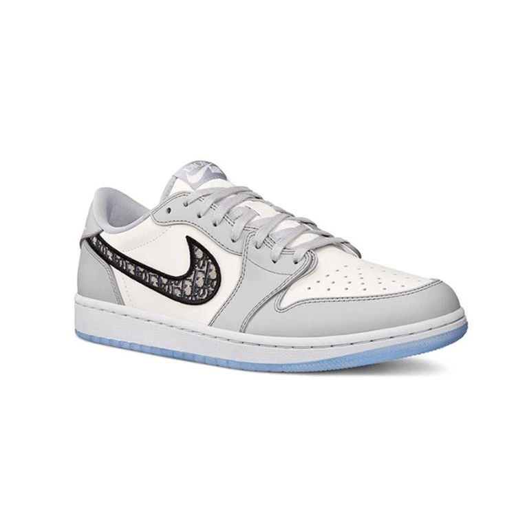 稀少なレアスニーカー!Nike x Dior Air Jordan 1 Low Sneakers ディオール ナイキ エアジョーダン1 コラボレーションモデル ローカット スニーカー 人気 靴 稀少