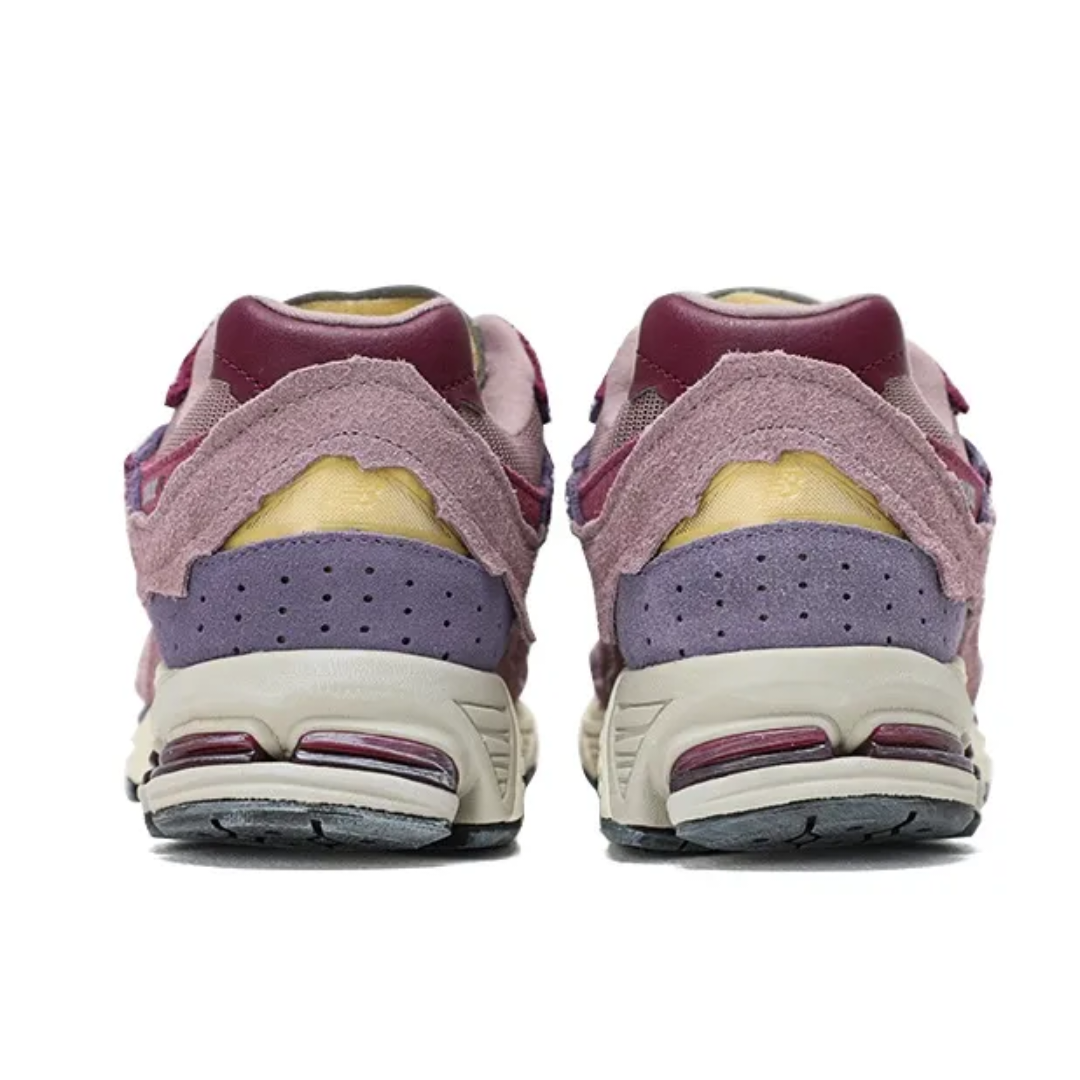 ニューバランス【New Balance M2002R】