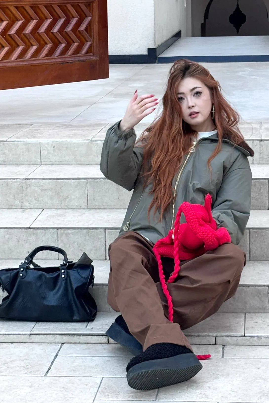 Короткая шуба из натурального соболя с меховым воротником