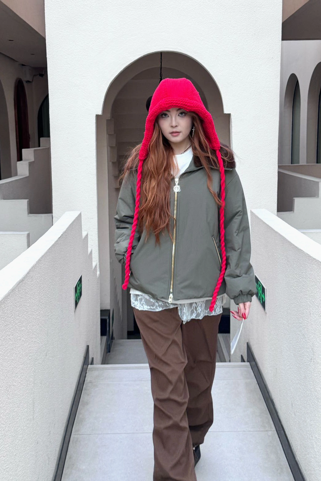 Короткая шуба из натурального соболя с меховым воротником