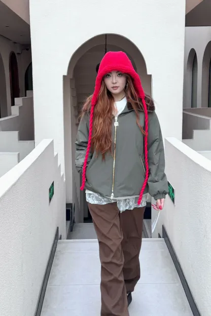 Короткая шуба из натурального соболя с меховым воротником