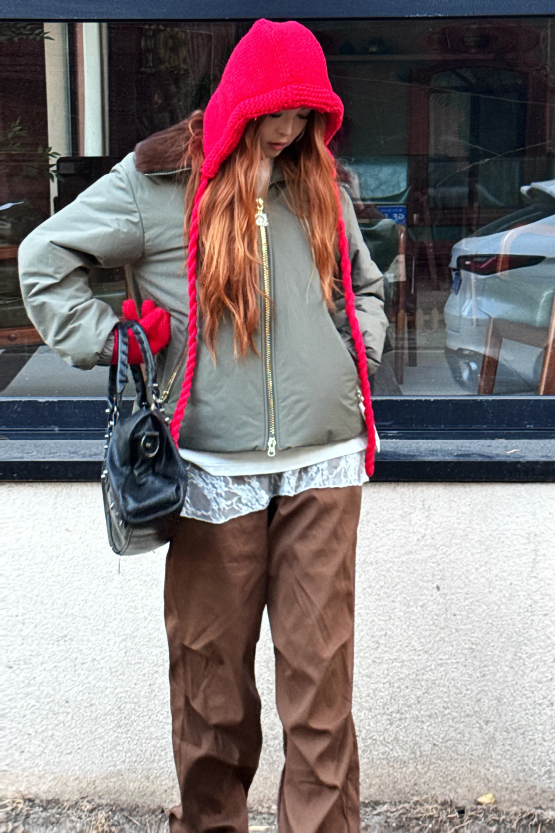 Короткая шуба из натурального соболя с меховым воротником