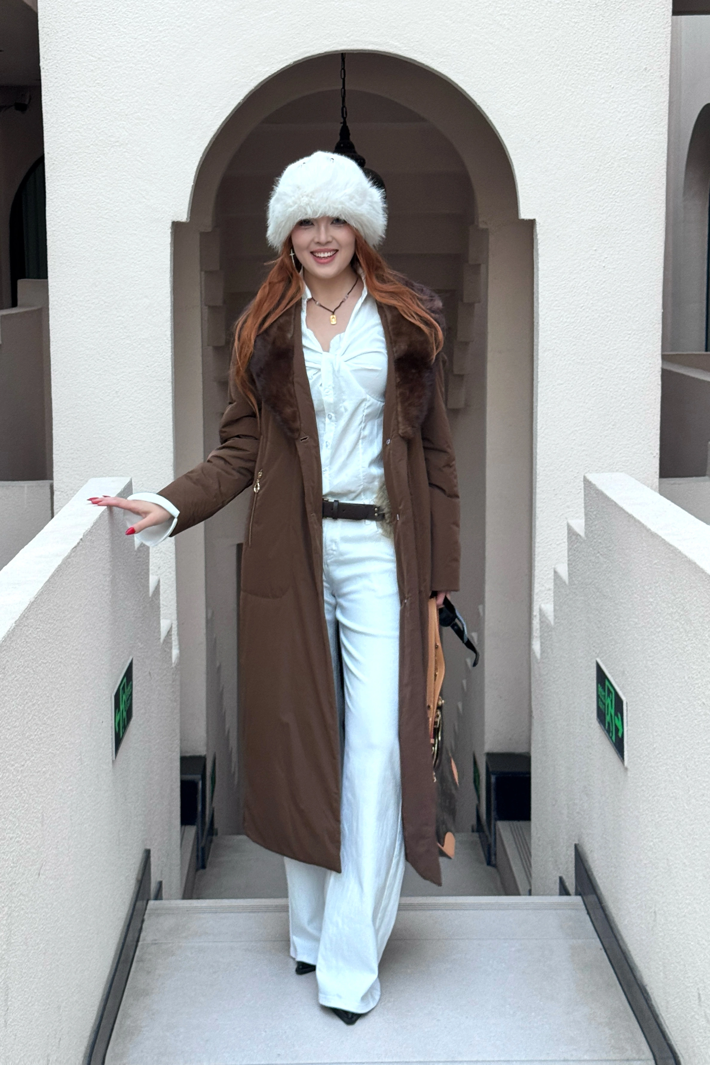 қоңыр түлкі жағалы ұзын жылы пальто-V3