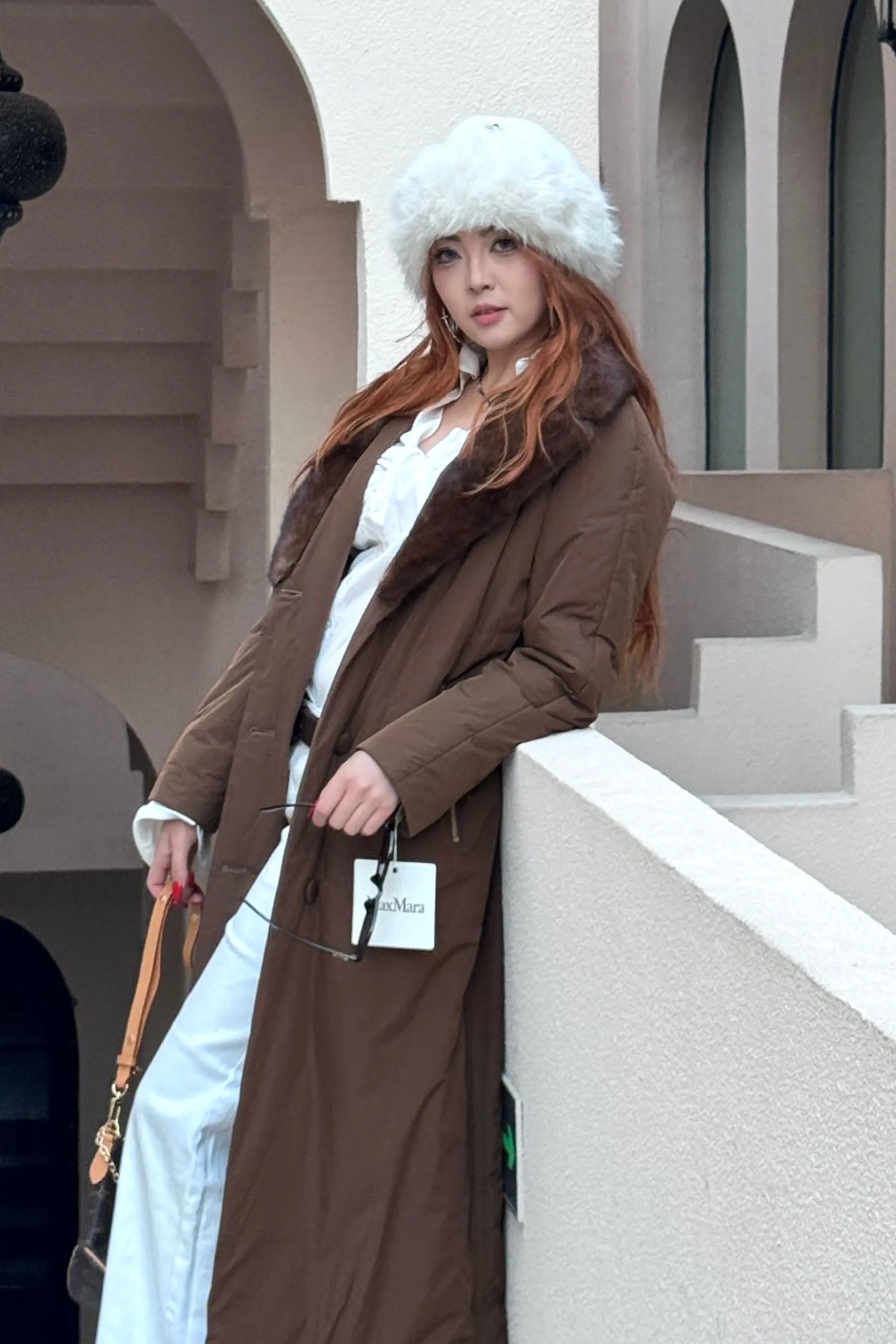 қоңыр түлкі жағалы ұзын жылы пальто-V3