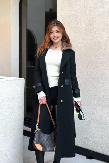 Элегантное пальто из натурального бобра с кожаными элементами, черное