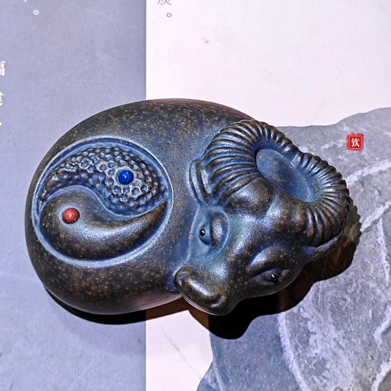 紫砂「太极阴阳牛」手把件茶宠