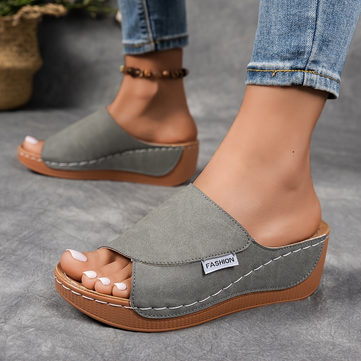 Women's Solid Color Wedge Sandals
