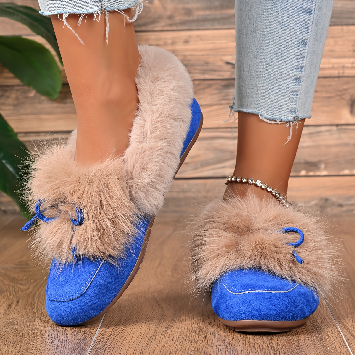 Women's Winter Slippers with Bow Accent