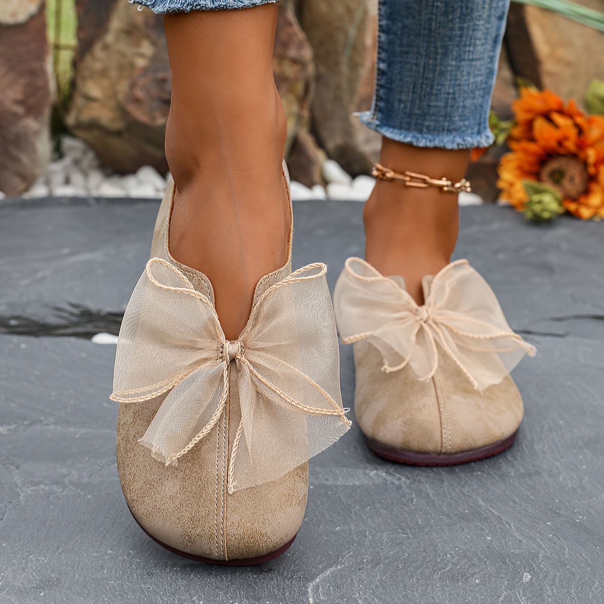 Women's Butterfly Flower Decor Slip-On