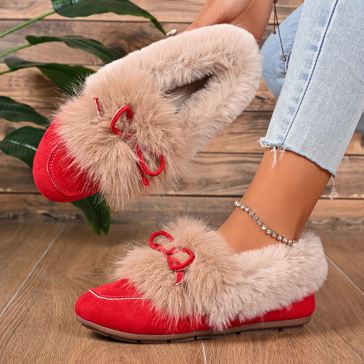 Women's Plush Cozy Slippers