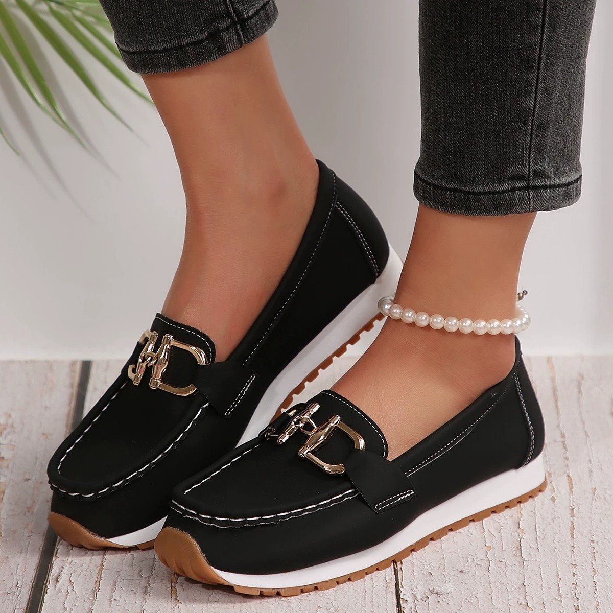 Women's Metallic Buckle Casual Loafers