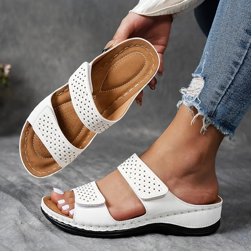 Women's Cushioned Mid-Heel Platform Sandals