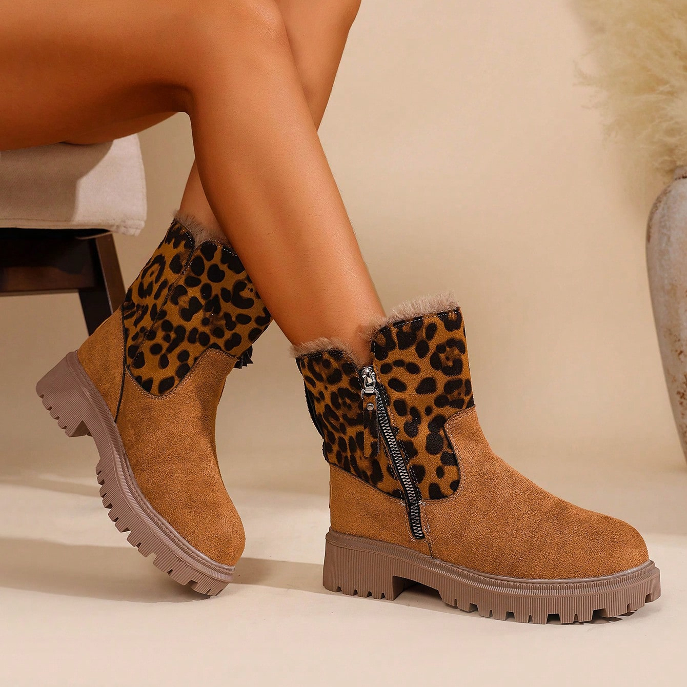 Women's Height-Increasing Snow Boots