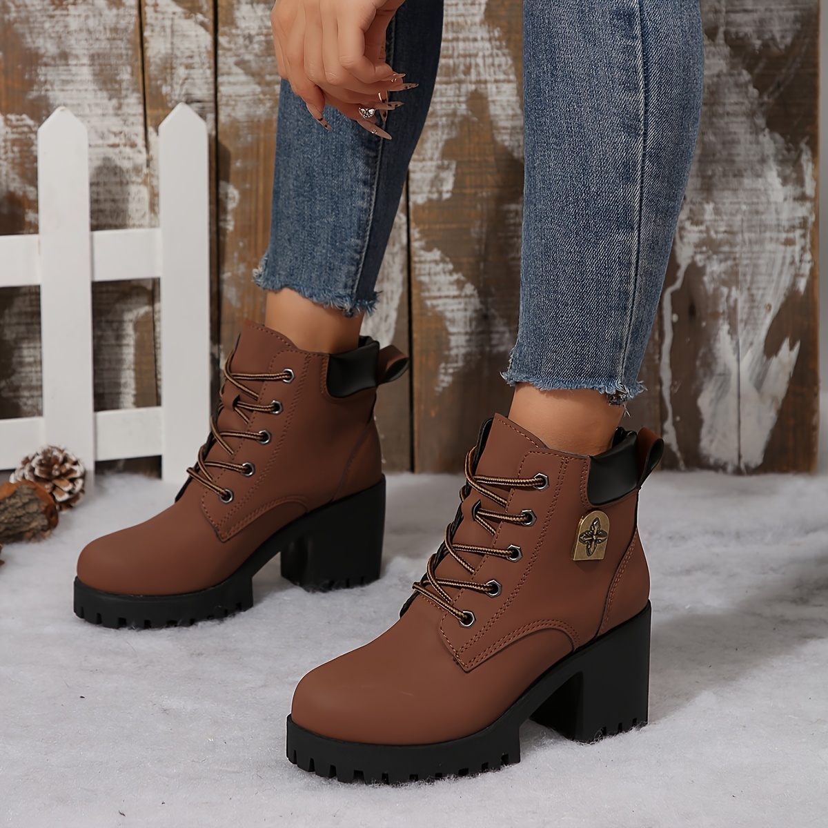 Women's Solid Color Shoelace Fashion Boots