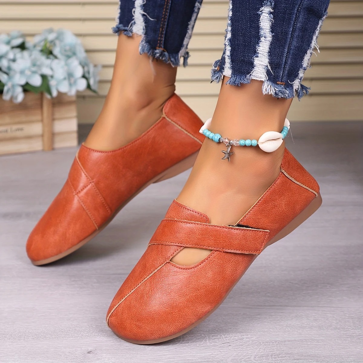 Women's Leather Velcro Comfort Shoes