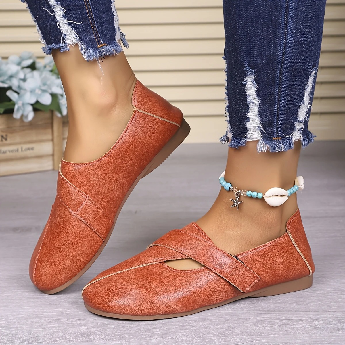 Women's Leather Velcro Comfort Shoes