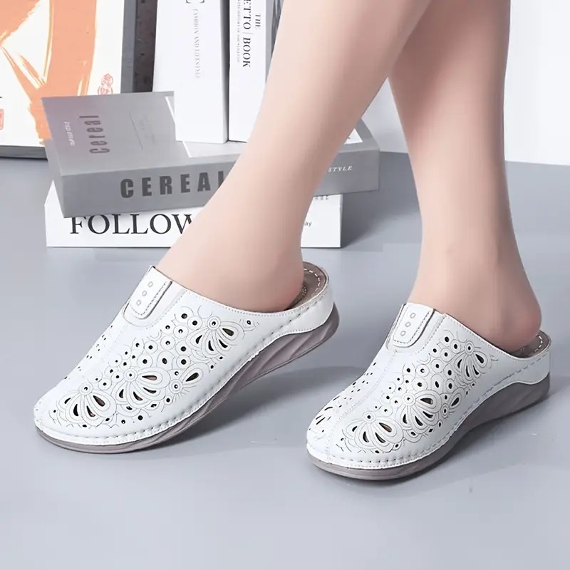 Women's Casual Hollow-Out Walking Slippers