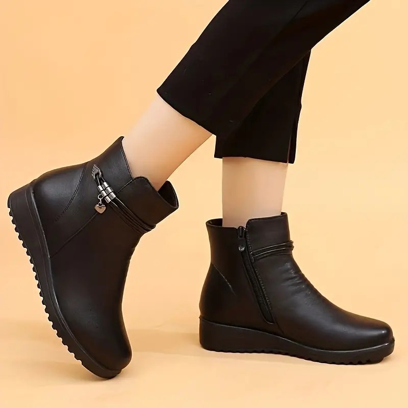 Women's Solid Color Minimalist Boots