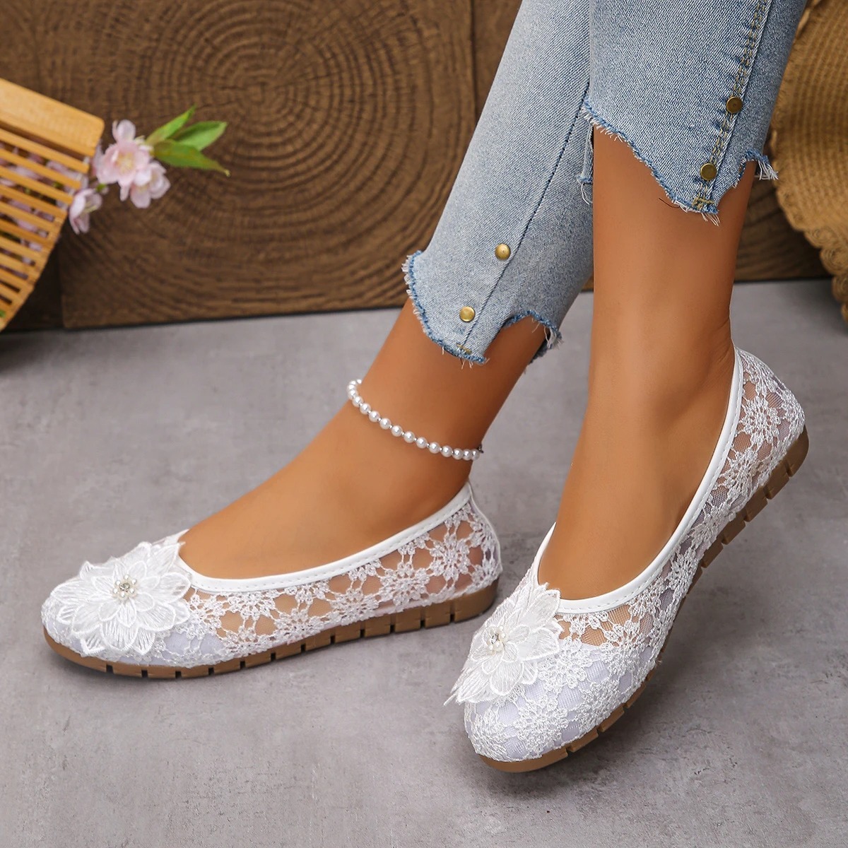 Women's Floral Mesh Slip-on Loafer