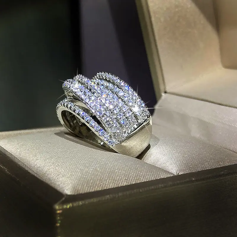 Women's Wrap-Around Ring, Luxury Jewelry for Gifts, Refined Elegance for Formal Events, Sparkling Stones, Hypoallergenic & Comfortable Fit