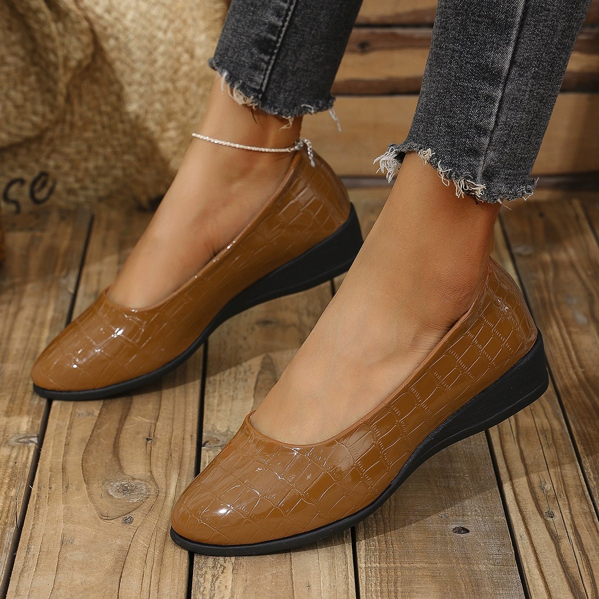 Women's Faux Leather Loafers